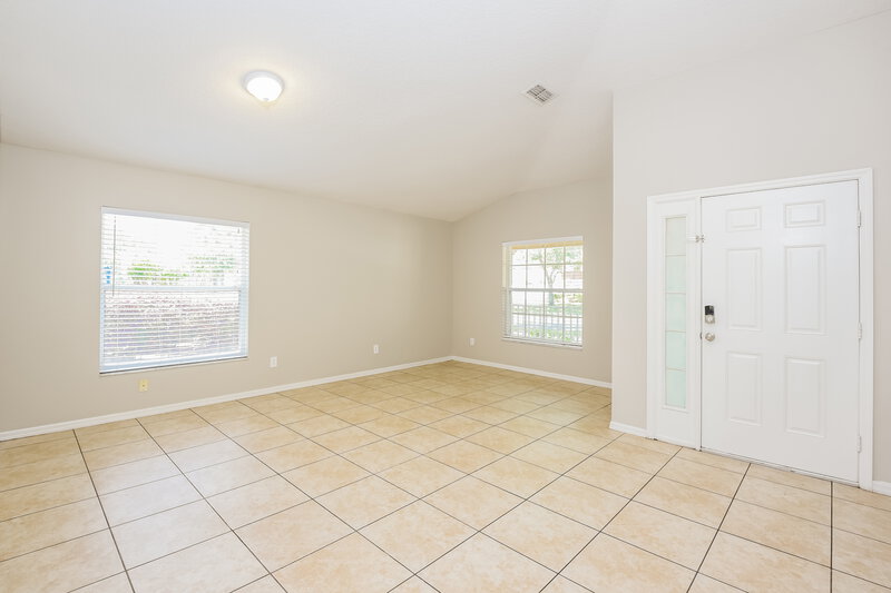 2,530/Mo, 3103 Turnberry Blvd Kissimmee, FL 34744 Living Room View