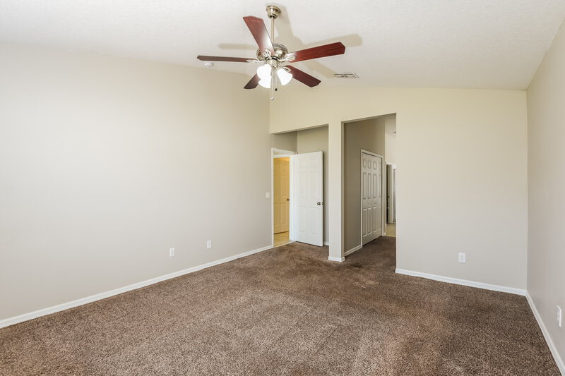2,530/Mo, 3103 Turnberry Blvd Kissimmee, FL 34744 Main Bedroom View 2