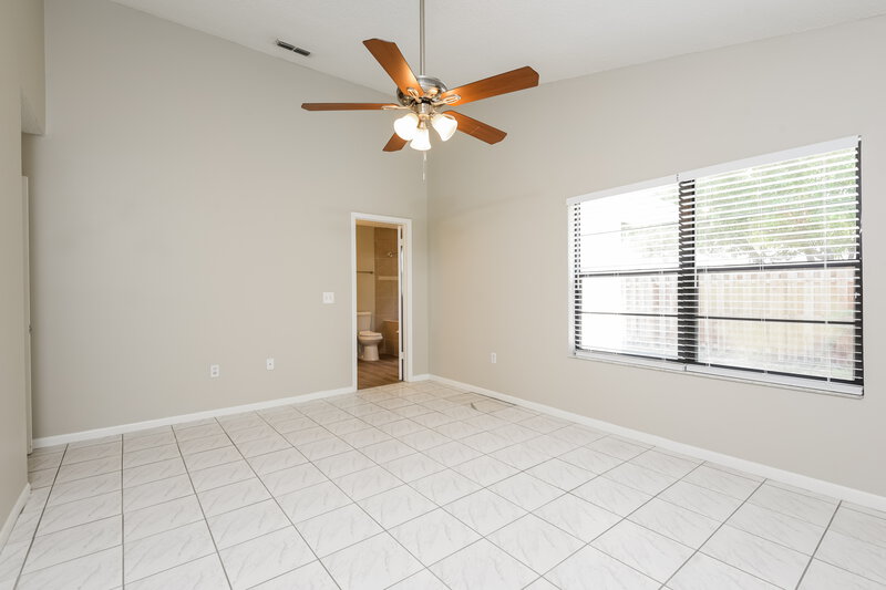 3,130/Mo, 10420 Cresto Delsol Cir Orlando, FL 32817 Main Bedroom View 2