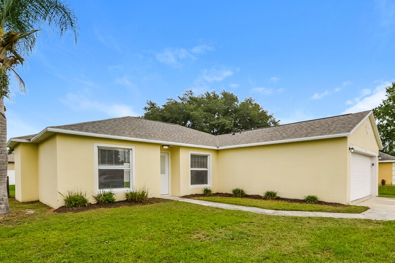 1,915/Mo, 905 Louvre Ct Kissimmee, FL 34759 Front View