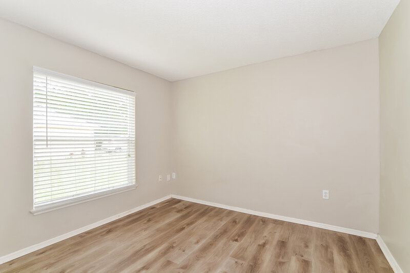 1,915/Mo, 905 Louvre Ct Kissimmee, FL 34759 Bedroom View 3