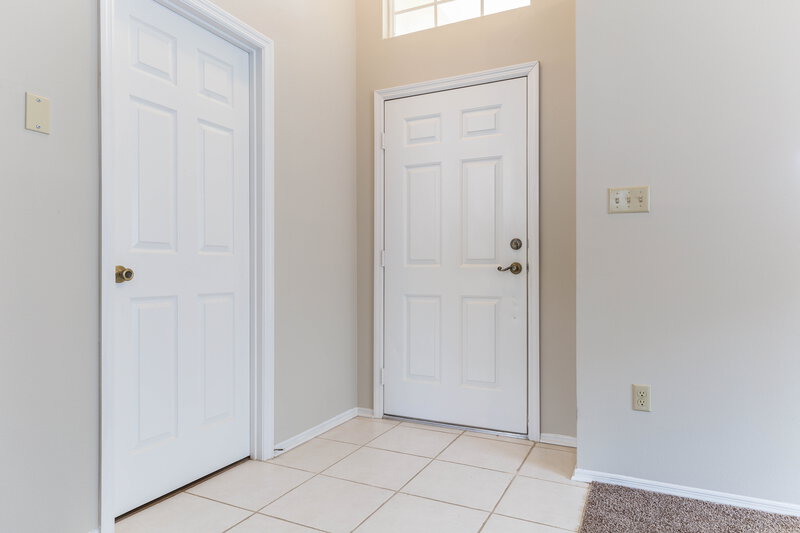 2,395/Mo, 338 Lakebreeze Cir Lake Mary, FL 32746 Foyer View