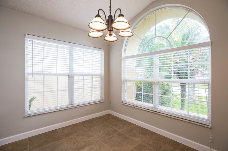 2,395/Mo, 338 Lakebreeze Cir Lake Mary, FL 32746 Dining Room View 2