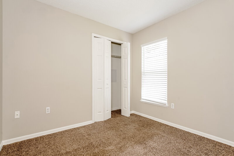 2,240/Mo, 14231 Econ Woods Ln Orlando, FL 32826 Bedroom View