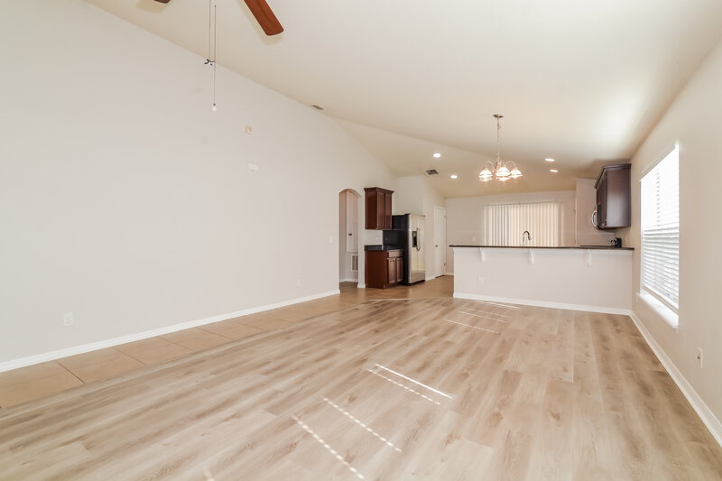 2,495/Mo, 907 Muirwood Way Winter Garden, FL 34787 Living Room View