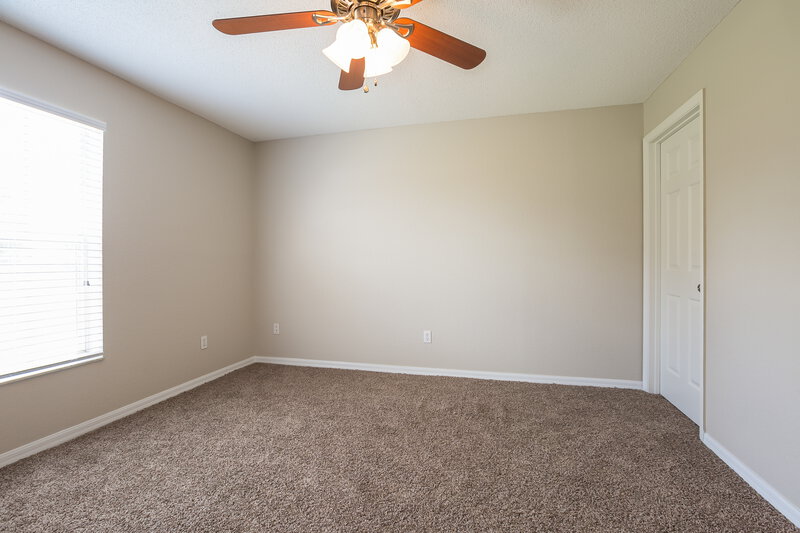 1,800/Mo, 263 Diamond Ridge Blvd Auburndale, FL 33823 Bedroom View 2