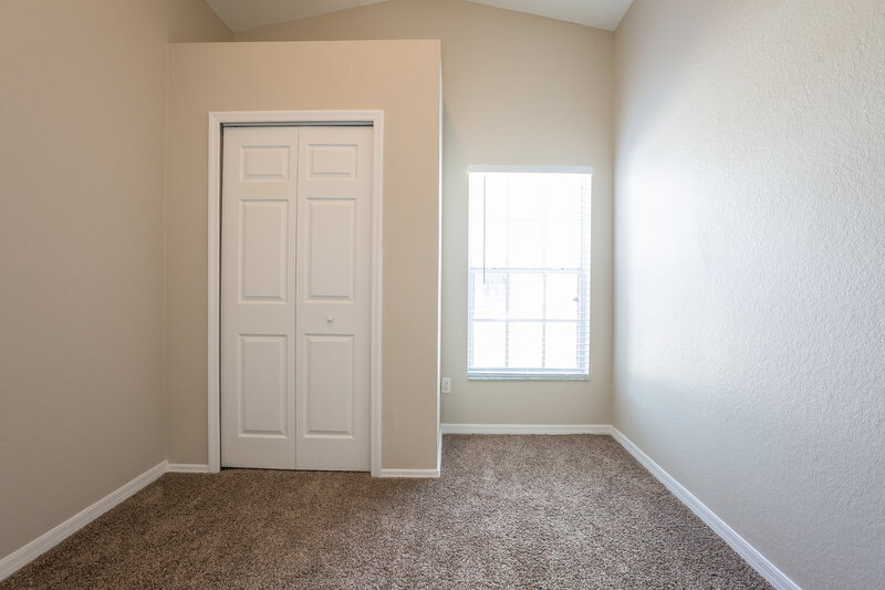 1,800/Mo, 263 Diamond Ridge Blvd Auburndale, FL 33823 Bedroom View 3