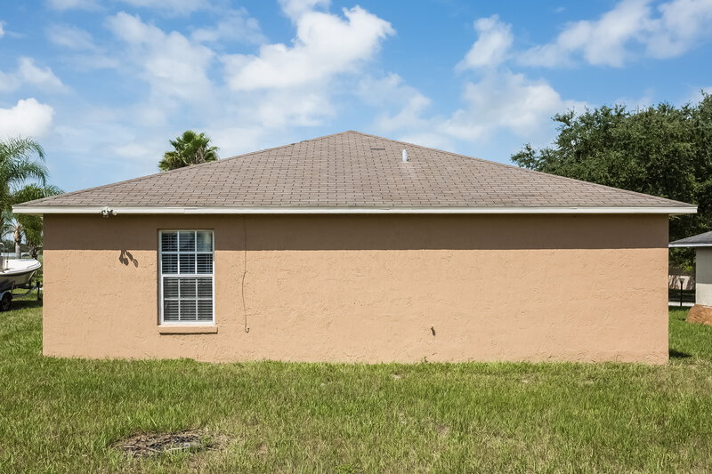 1,800/Mo, 263 Diamond Ridge Blvd Auburndale, FL 33823 Rear View