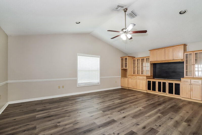 1,795/Mo, 58 Lake Daisy Blvd Winter Haven, FL 33884 Living Room View