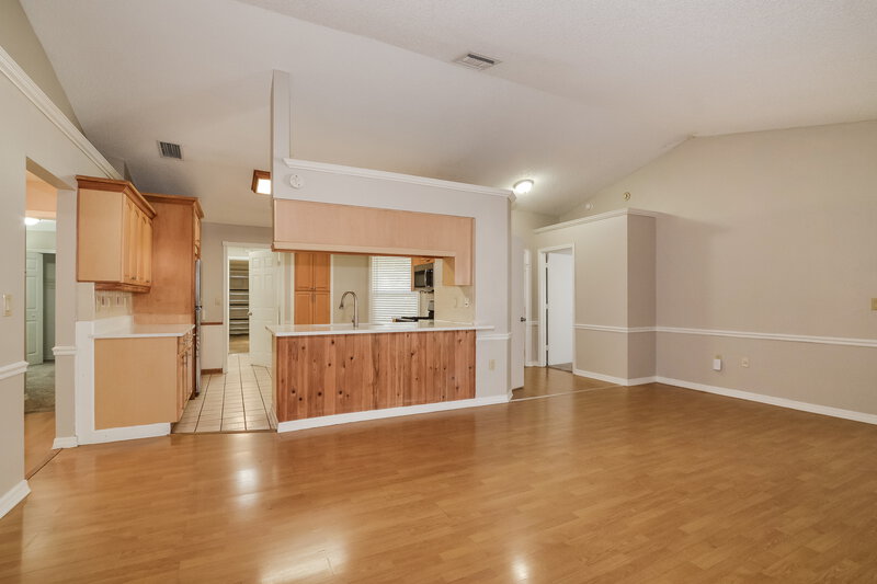 1,795/Mo, 58 Lake Daisy Blvd Winter Haven, FL 33884 Living Room View 2