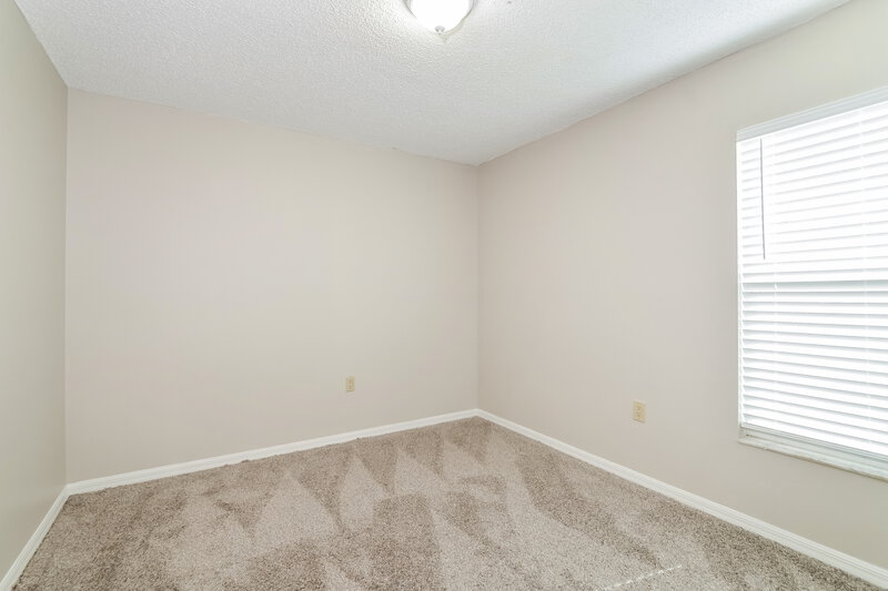 1,795/Mo, 58 Lake Daisy Blvd Winter Haven, FL 33884 Bedroom View