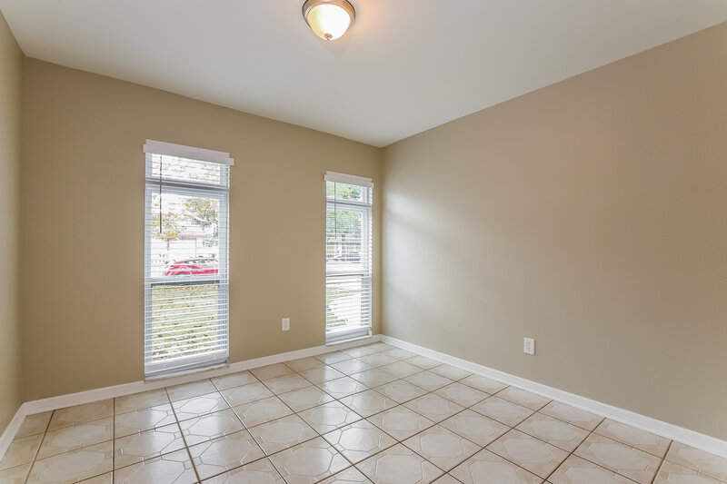 2,170/Mo, 692 Floral Dr Kissimmee, FL 34743 Main Bedroom View 2