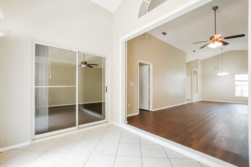 2,475/Mo, 837 Shell Ln Longwood, FL 32750 Sun Room View 2