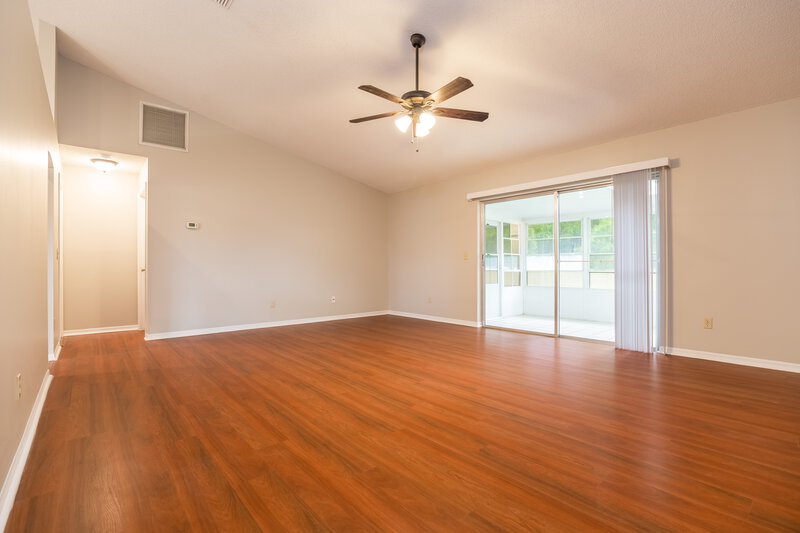 1,760/Mo, 2502 Tandori Cir Orlando, FL 32837 Living Room View