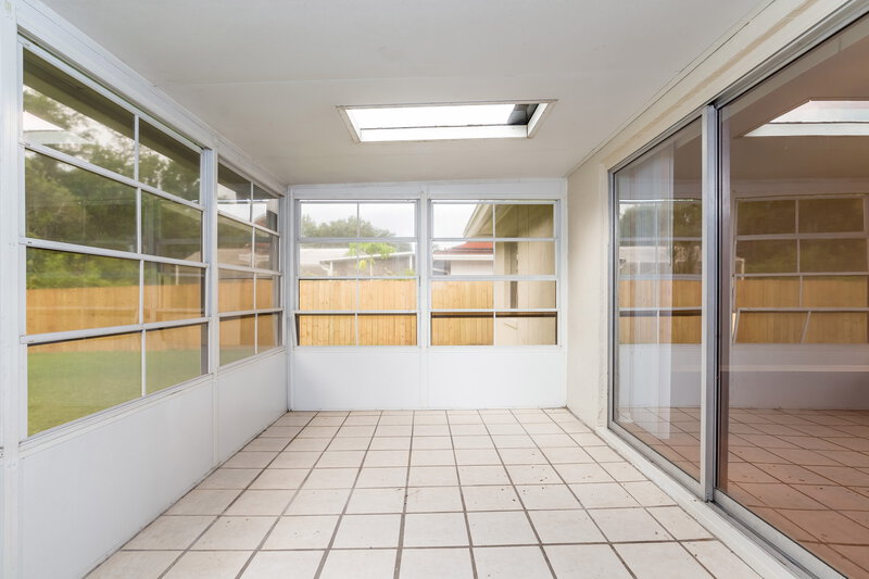 1,760/Mo, 2502 Tandori Cir Orlando, FL 32837 Covered Porch View