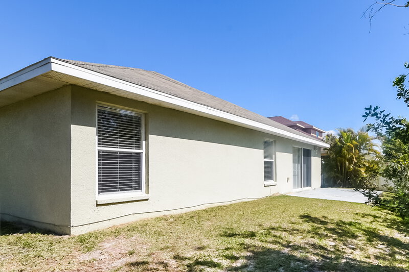 1,920/Mo, 2770 Eagle Canyon Dr S Kissimmee, FL 34746 Rear View
