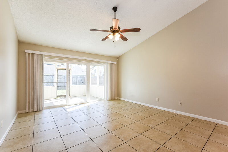 2,265/Mo, 1006 Burnett St Oviedo, FL 32765 Living Room View