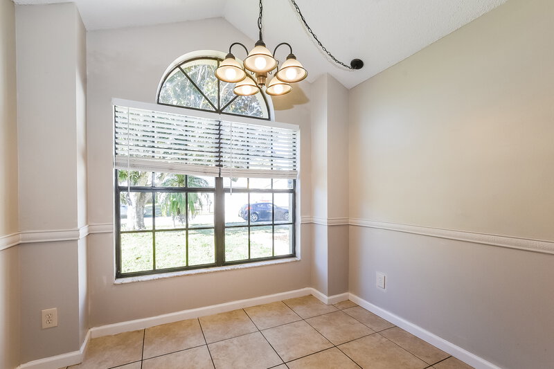 2,265/Mo, 1006 Burnett St Oviedo, FL 32765 Breakfast Nook View