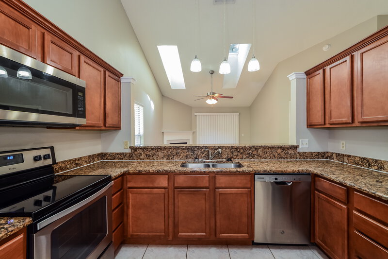 2,485/Mo, 2276 Grand Tree Ct Lake Mary, FL 32746 Kitchen View 2
