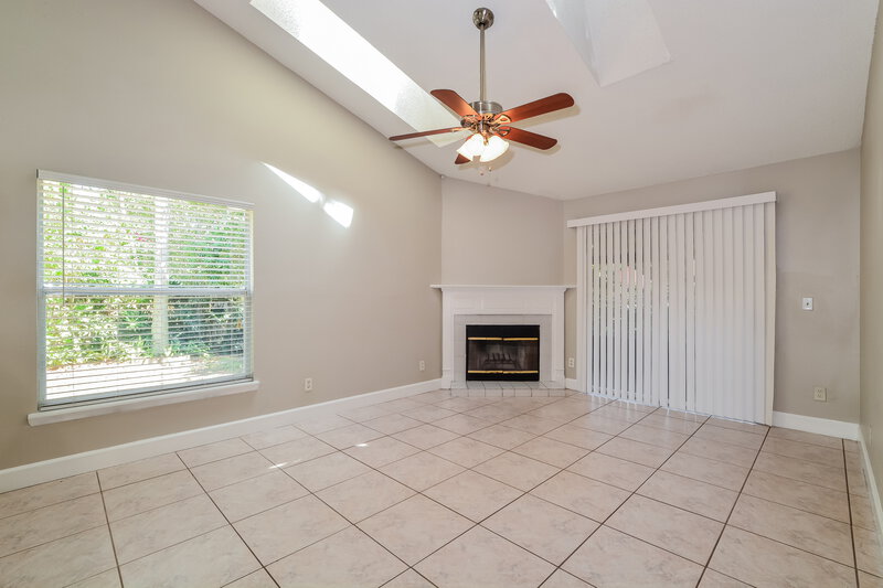 2,485/Mo, 2276 Grand Tree Ct Lake Mary, FL 32746 Family Room View