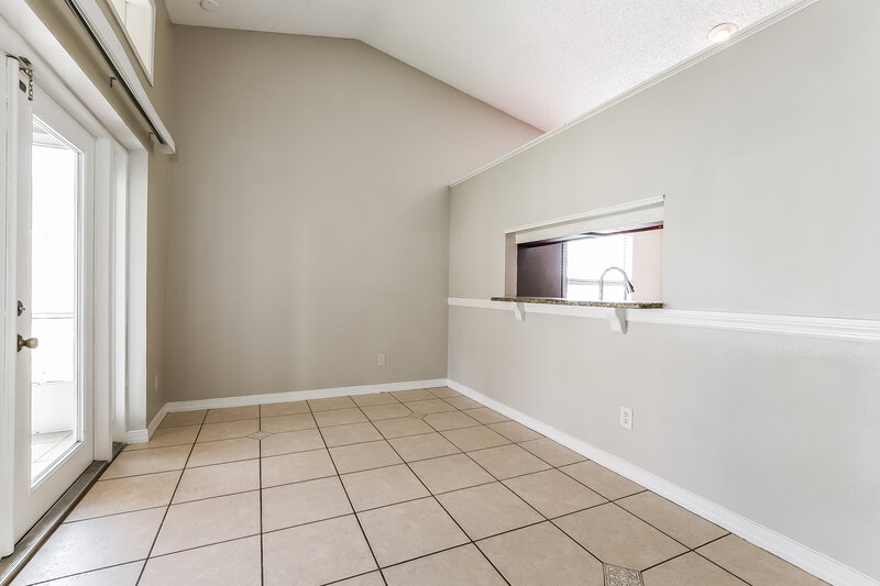 0/Mo, 10064 Marguex Dr Orlando, FL 32825 Dining Room View
