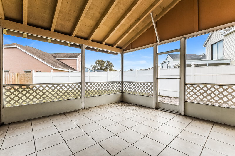 0/Mo, 10064 Marguex Dr Orlando, FL 32825 Sun Room View