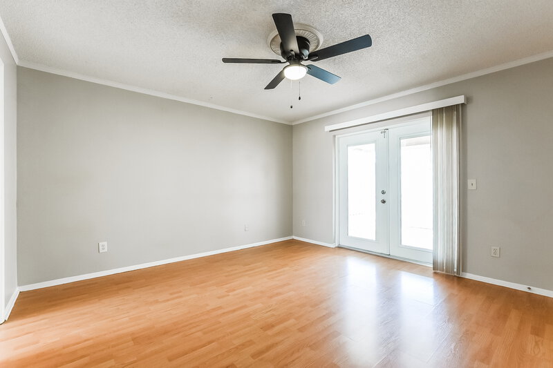 0/Mo, 10064 Marguex Dr Orlando, FL 32825 Main Bedroom View