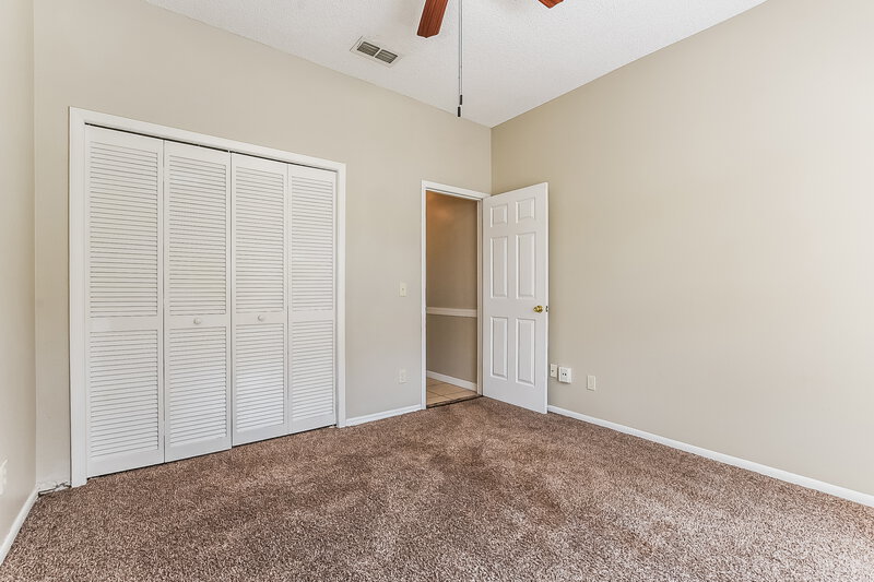 0/Mo, 10064 Marguex Dr Orlando, FL 32825 Bedroom View 4