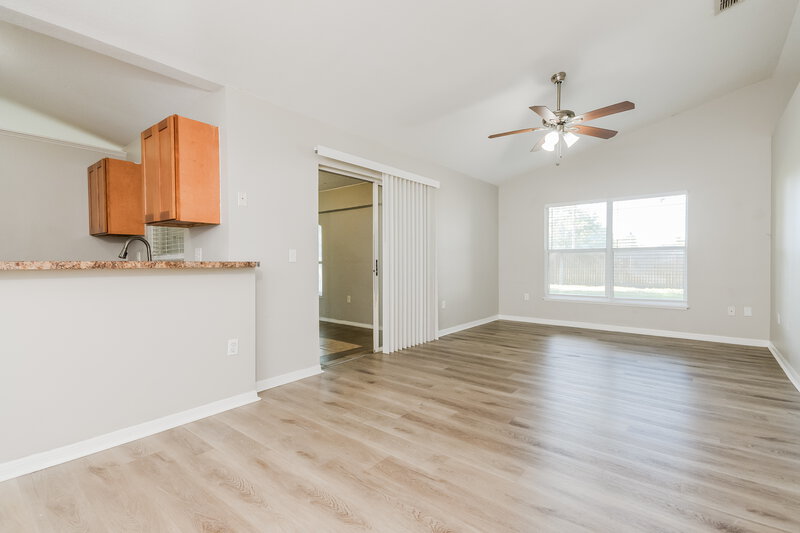 1,660/Mo, 16 Dorset Dr Kissimmee, FL 34758 Dining Room View