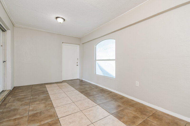 1,660/Mo, 16 Dorset Dr Kissimmee, FL 34758 Sitting Room View