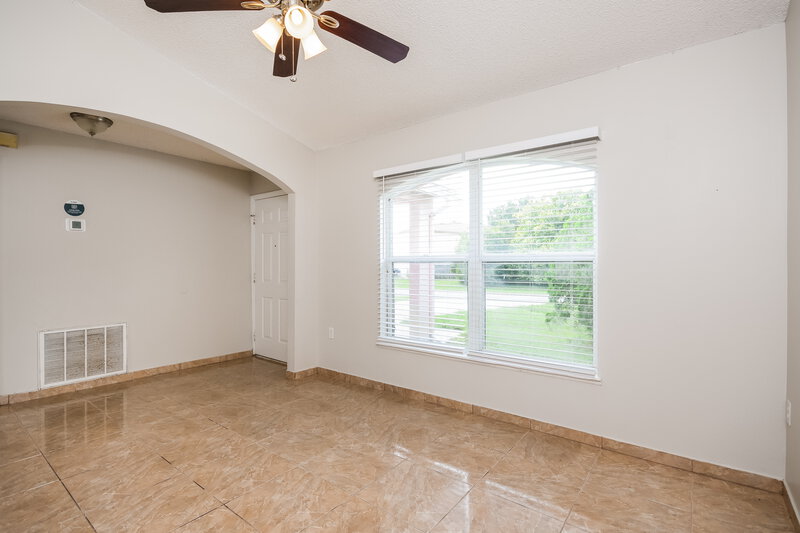 1,675/Mo, 28 Coventry Ct Kissimmee, FL 34758 Living Room View