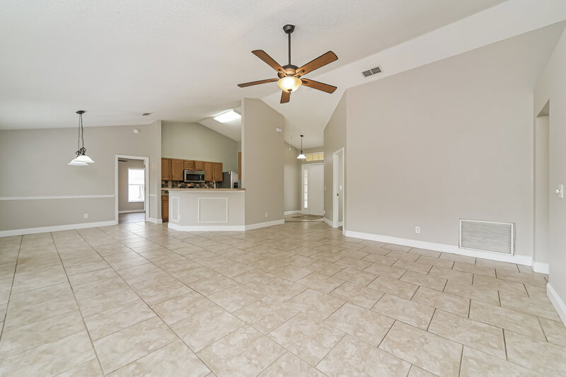 2,530/Mo, 1151 Railside Way Oakland, FL 34787 Living Room View 2