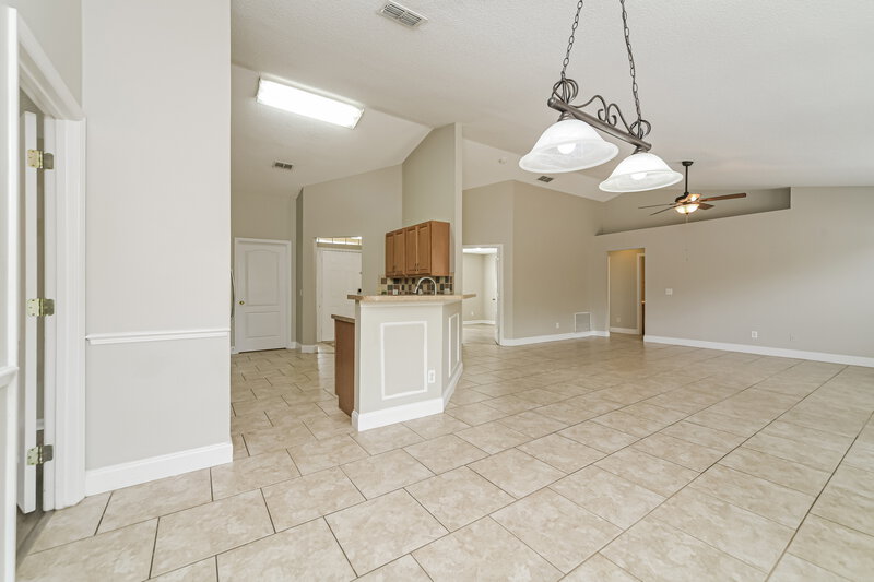 2,530/Mo, 1151 Railside Way Oakland, FL 34787 Dining Room View 2