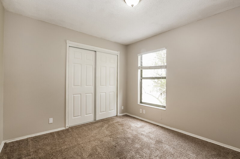 2,440/Mo, 5202 Dorrington Ln Orlando, FL 32821 Bedroom View