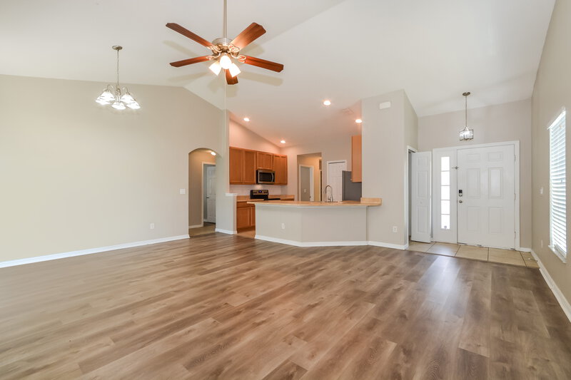 1,795/Mo, 2511 Bobby Lee Ln Saint Cloud, FL 34772 Living Room View