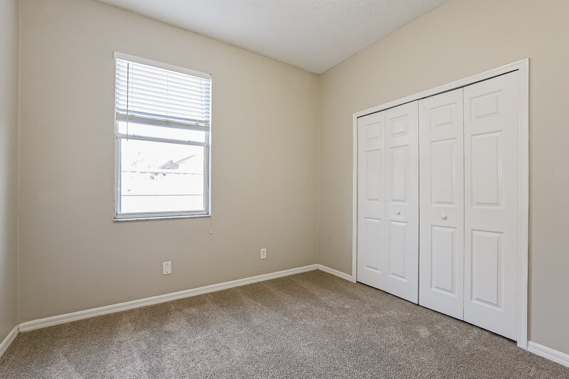 2,250/Mo, 13761 Meadowpark Ave Orlando, FL 32826 Bedroom View 2