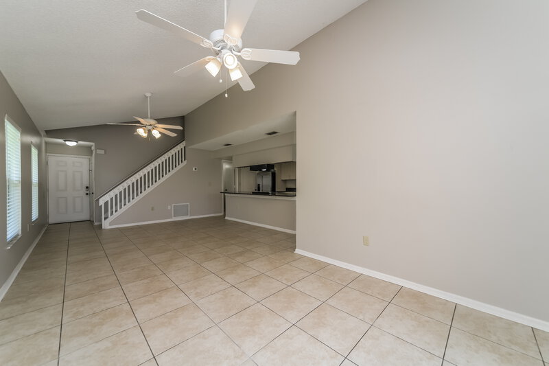 2,510/Mo, 11904 Atlin Dr Orlando, FL 32837 Living Room View 2