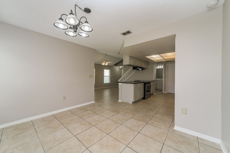 2,510/Mo, 11904 Atlin Dr Orlando, FL 32837 Dining Room View 2