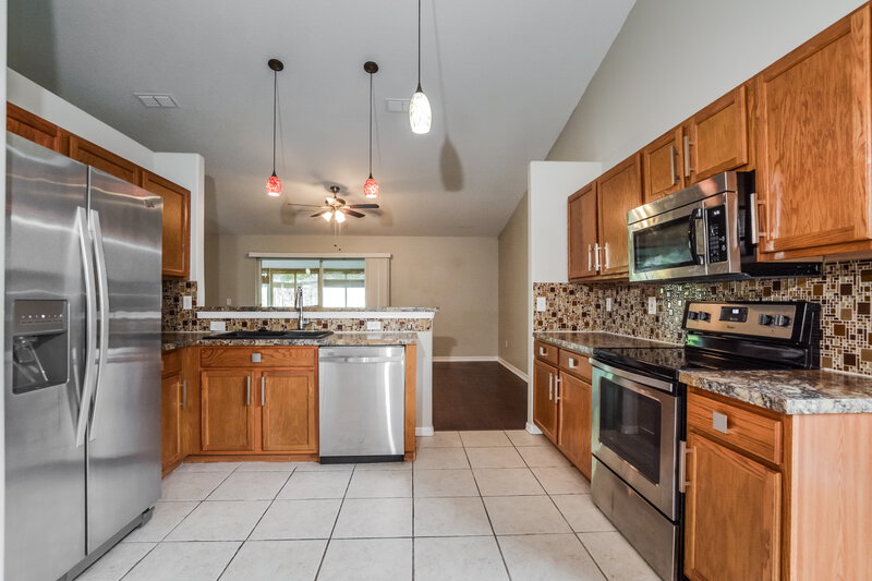 2,150/Mo, 183 Brightview Dr Lake Mary, FL 32746 Kitchen View