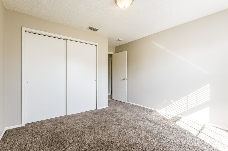 2,335/Mo, 13530 Texas Woods Cir Orlando, FL 32824 Bedroom View 2