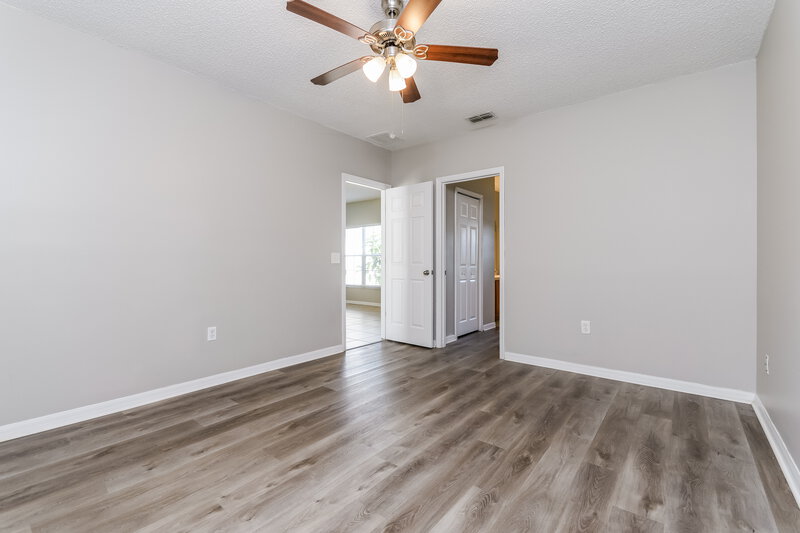 1,835/Mo, 1009 Dudley Dr Kissimmee, FL 34758 Main Bedroom View 2