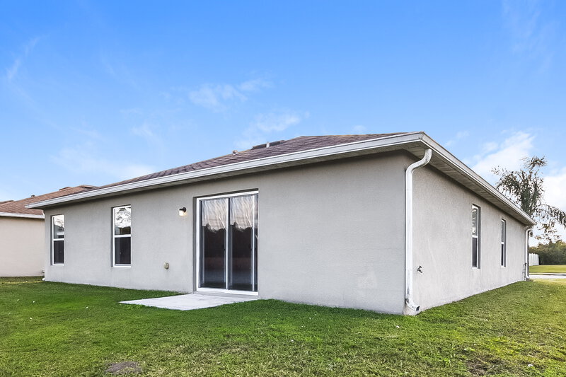 2,260/Mo, 15640 Perdido Dr Orlando, FL 32828 Rear View