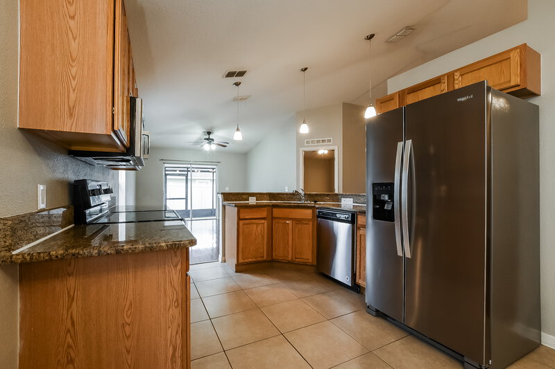 1,865/Mo, 2127 Aitkin Loop Leesburg, FL 34748 Kitchen View