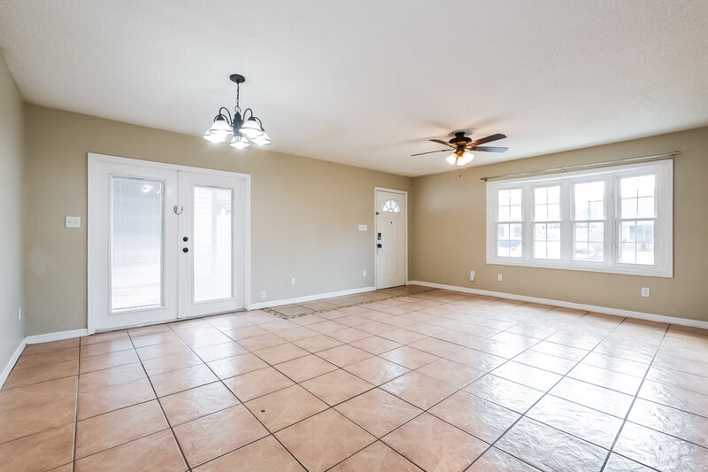 1,825/Mo, 515 Beechwood Ave Altamonte Springs, FL 32714 Dining Room View
