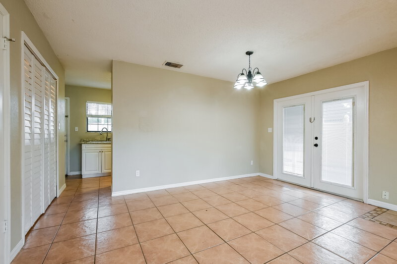 1,825/Mo, 515 Beechwood Ave Altamonte Springs, FL 32714 Dining Room View 2