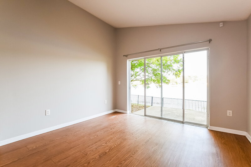 2,320/Mo, 3433 Benson Park Blvd Orlando, FL 32829 Dining Room View