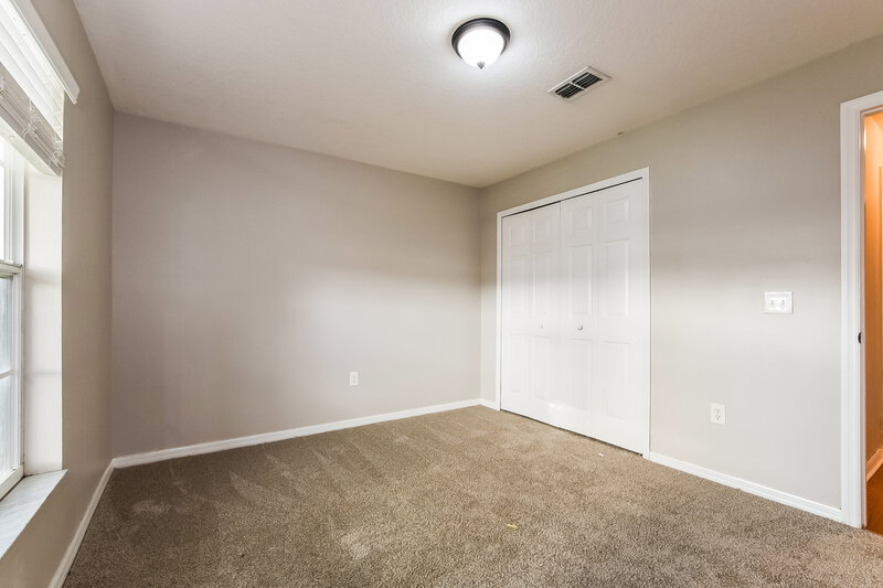 2,320/Mo, 3433 Benson Park Blvd Orlando, FL 32829 Bedroom View