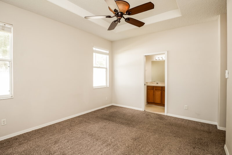 1,810/Mo, 1741 Mountclair Ct Mount Dora, FL 32757 Main Bedroom View 2