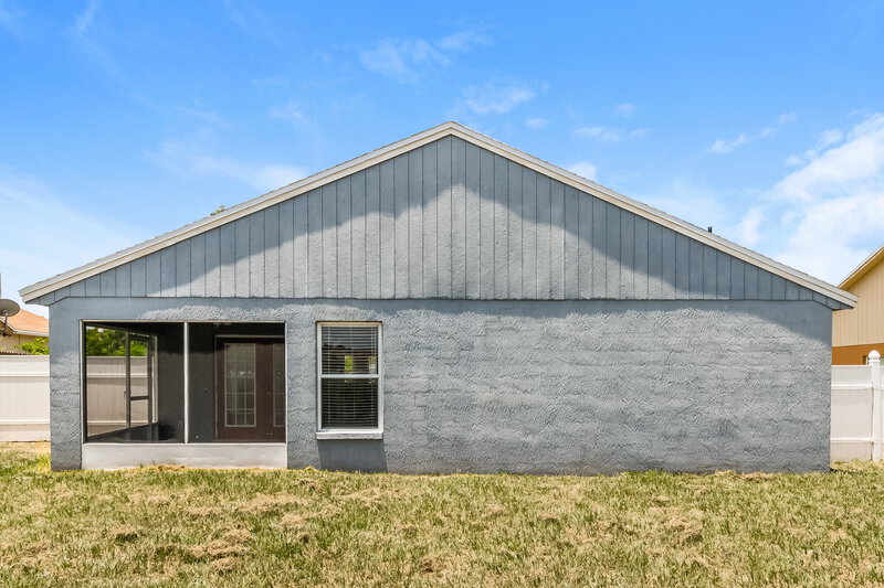 1,855/Mo, 3008 Sabal Bend Dr NE Winter Haven, FL 33881 Rear View