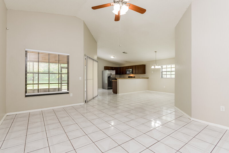 2,340/Mo, 1657 Sunburst Way Kissimmee, FL 34744 Living Room View